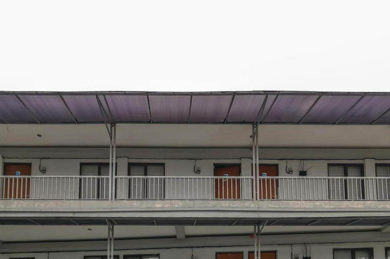 Laponca Residence Pondok Cabe Syariah Redpartner Duku Exterior photo